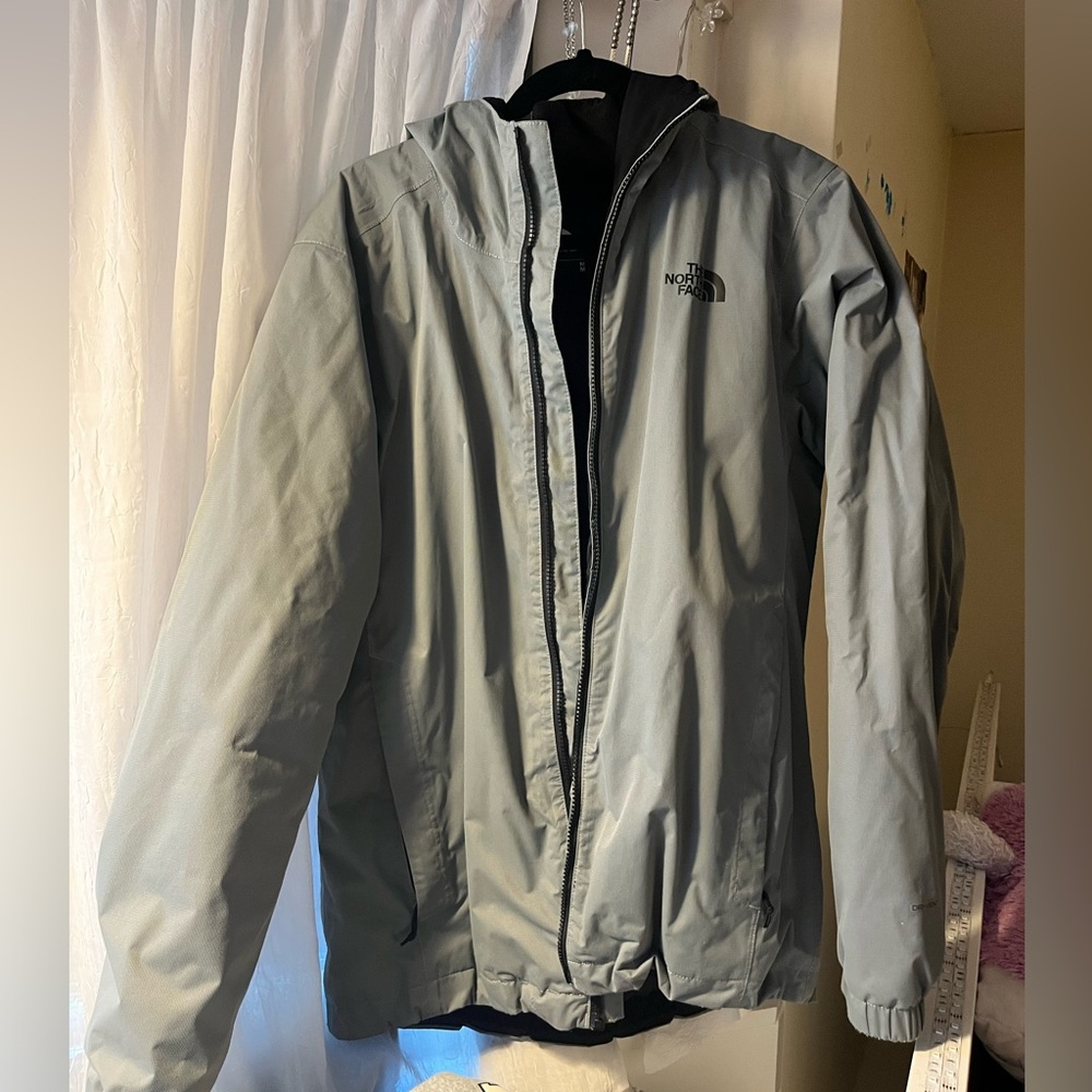 The North Face Men's Gray Thin Coat